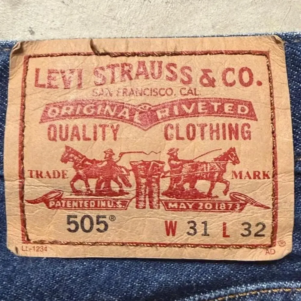Levis 505 Regular Fit Jeans Mens 31x32 Dark Wash Denim Pants